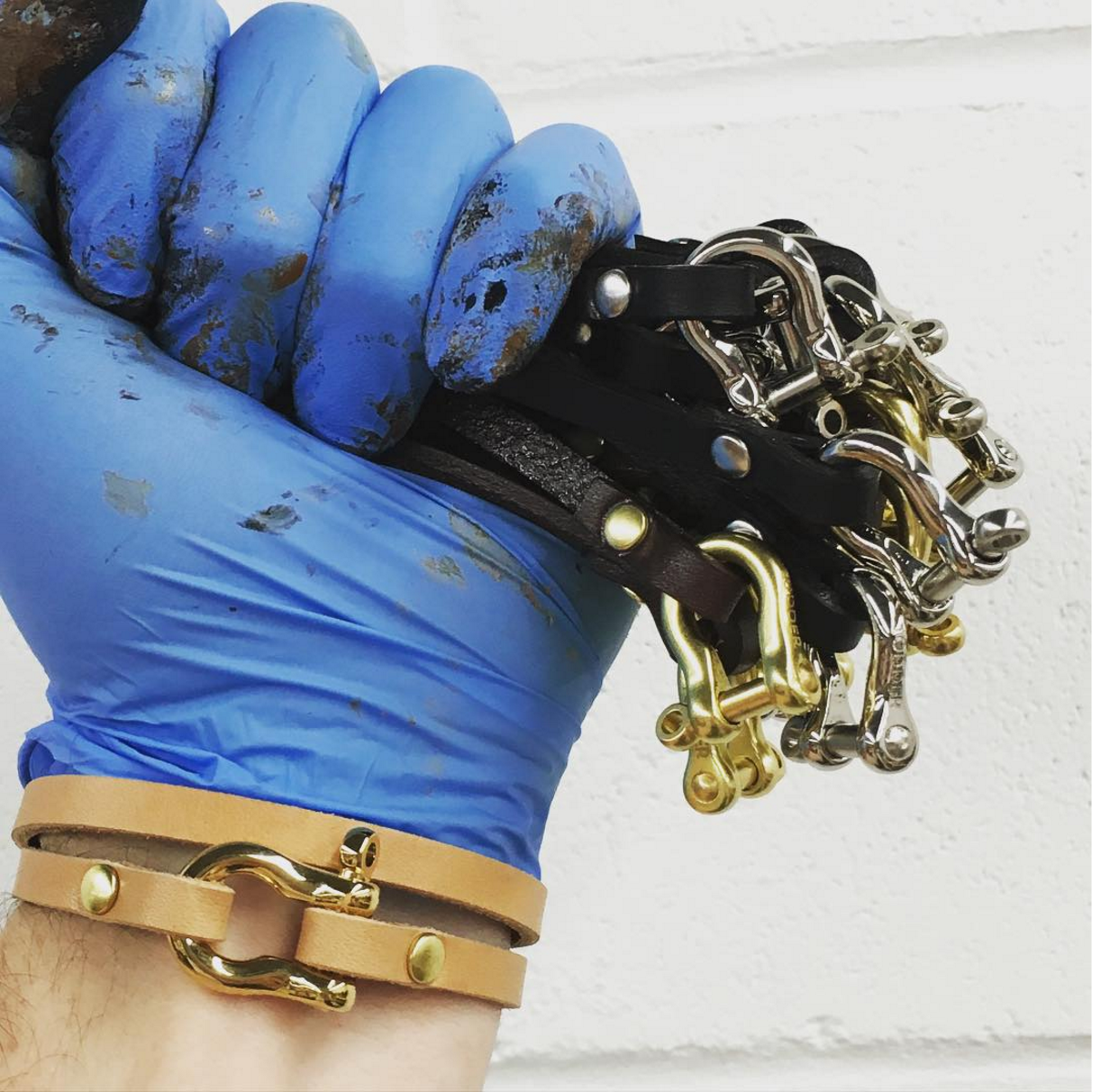 Todder Shackle Bracelets In Leather